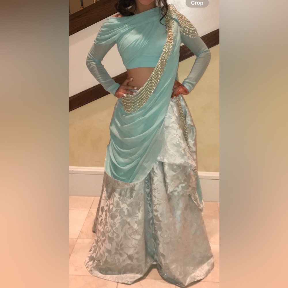 Blue lengha
